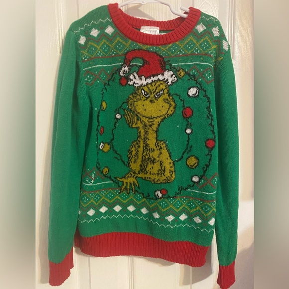 The Grinch Sweater - Picture 1 of 8